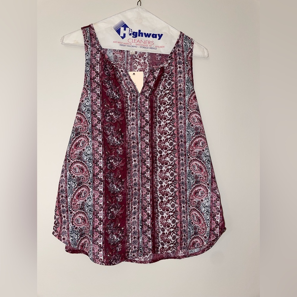Floral patterned blouse, new with tags